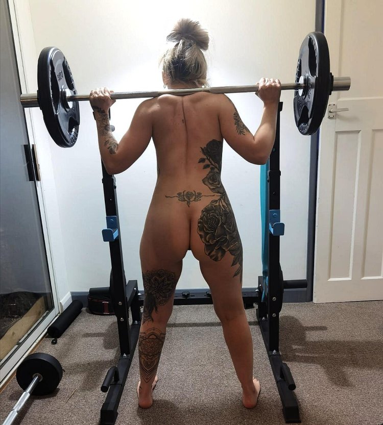 Naked training