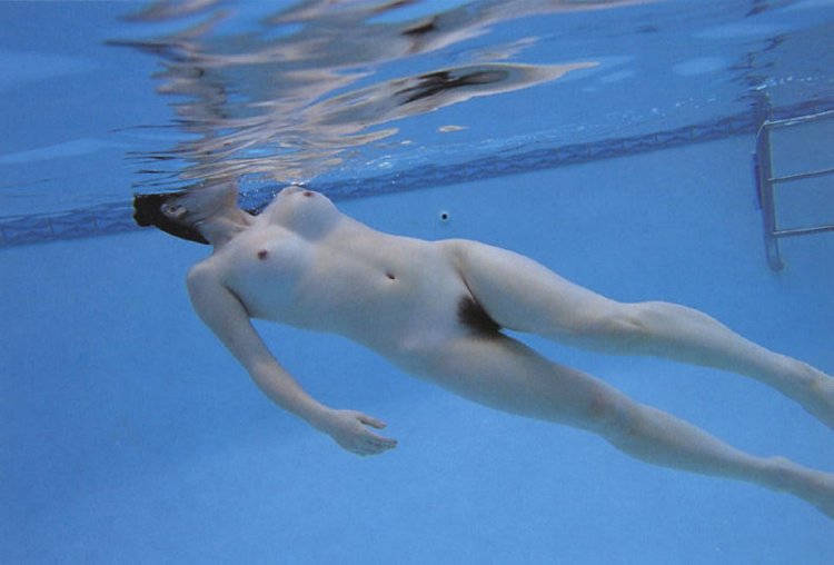 Naked vaginas underwater