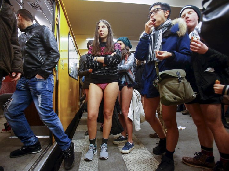 In the subway without pants