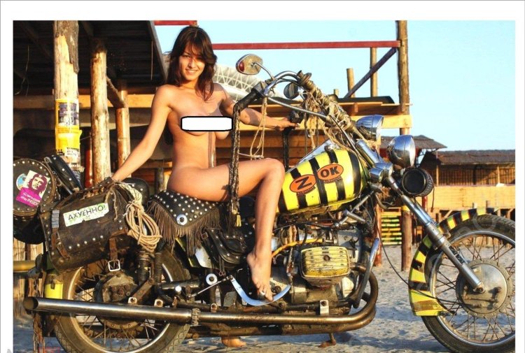 Girls on motorcycles Naked