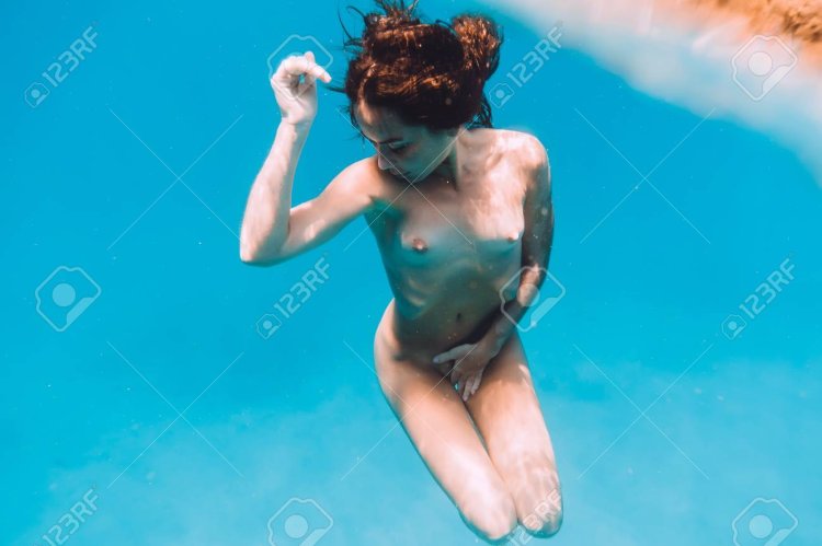 Erotica under water