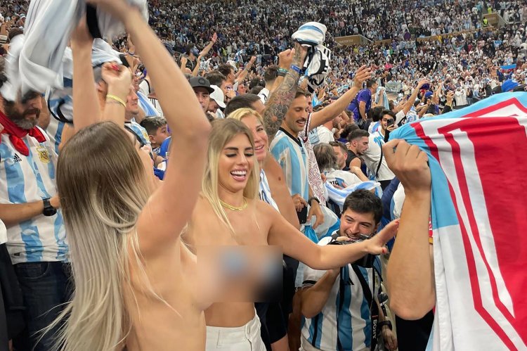 Argentinean fans with bare breasts