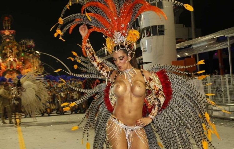 Andrea Martins Brazili Carnival Naked