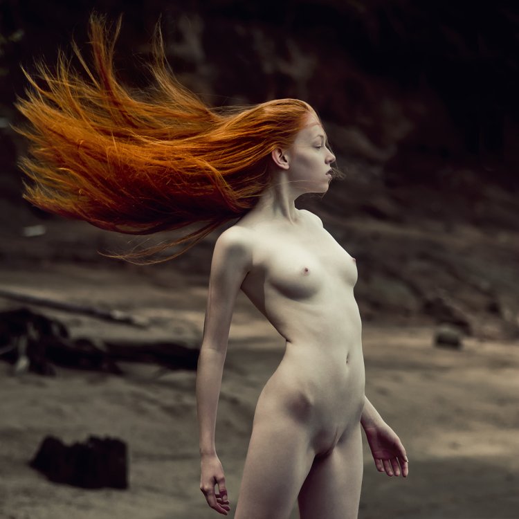 Red -haired nude