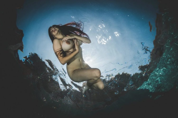 Naked girls underwater