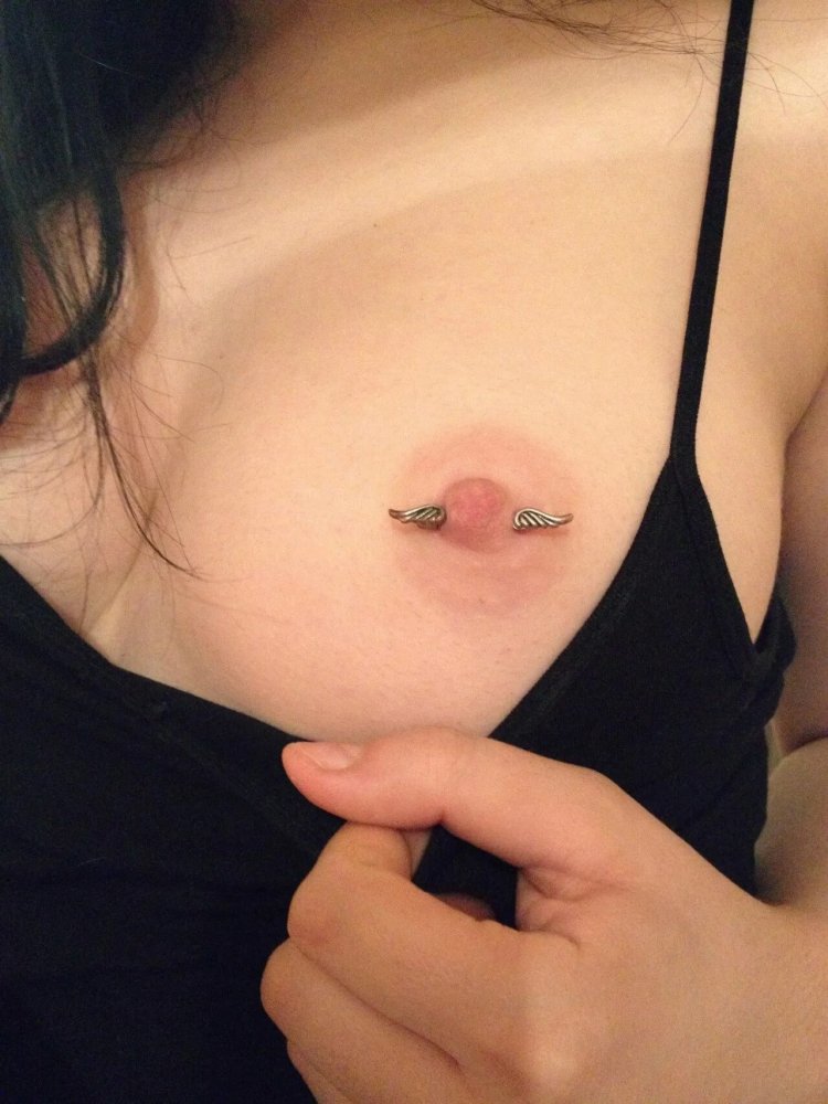 Piercing nipples