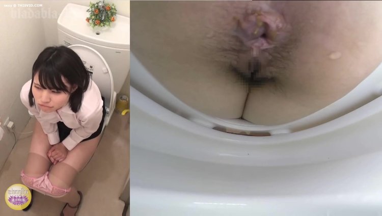 Japanese in the toilet hidden camera