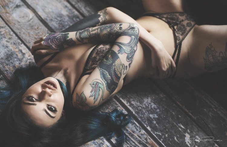 Felicia Pian Tattoo model Nude