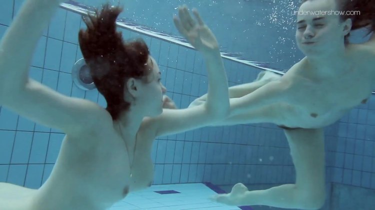 Lesbian underwater