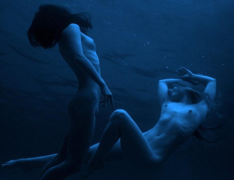 Lesbian girls underwater