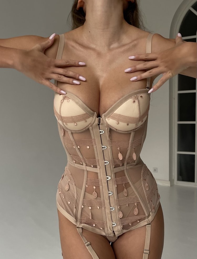 Besnary corset